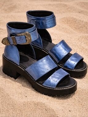 ASOS Metallic Blue Leather Studded Sandals Size 3 Statement Shoes Chunky 80's